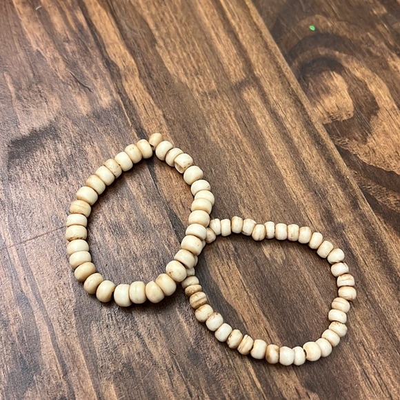 Bracelets - Picture 1 of 1